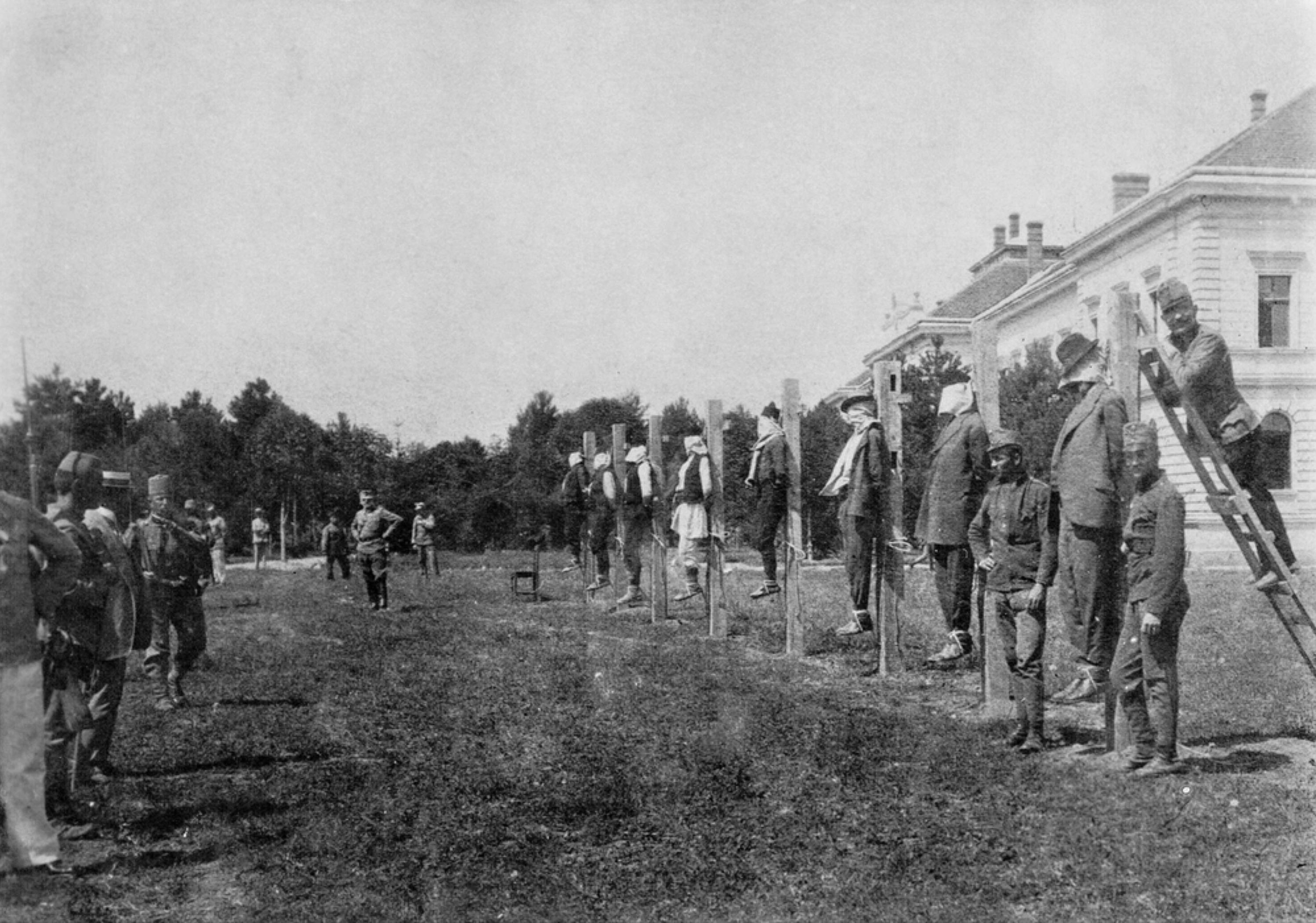 8 Serbian civilians being hanged by Austro-Hungarian troops during their WWI-era occupation of the c…