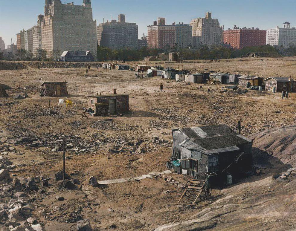 a photo of Central Park during the Great Depression, New York, 1933, [Colorized]