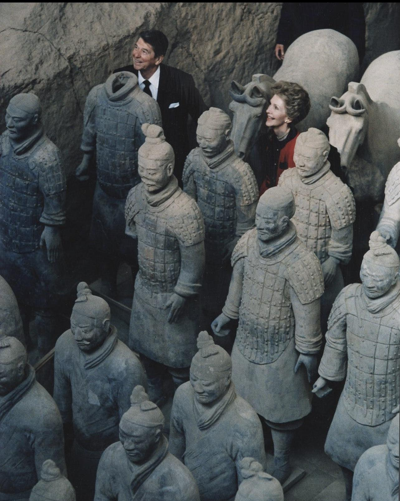 ronald and Nancy Reagan stand among the Terracotta Army in Xi’an, China, 1984 [1284X1607]
