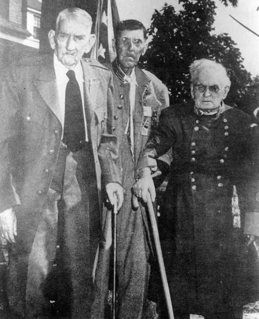 out of the 750,000 who fought for the Confedaracy in the Civil War, these were the last 3 alive in 1…