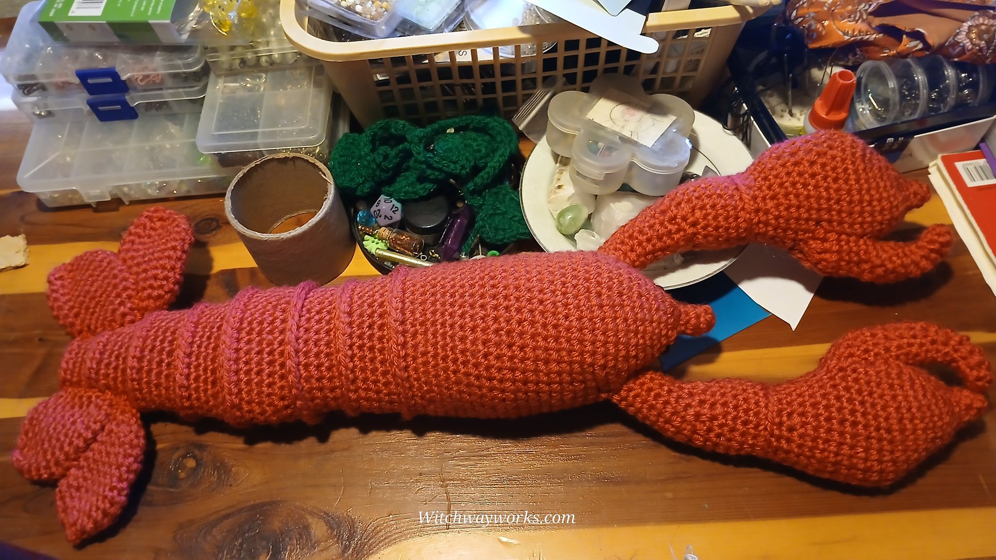 After frogging like a mad woman for two days, Rock the lobster has his claws!!! Next his legs and li…